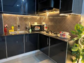 2 Bedroom Apartment in Citi Housing Jhelum, Global Glory by Sehrash Holiday Homes - 4
