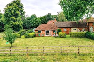 Idyllic Countryside Cottage in Worcestershire - - 0