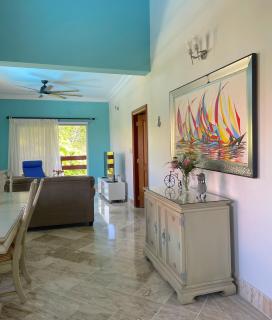 Spacious Beachside Apartment 4BR Pool & Garden View - 8