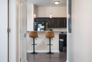 Downtown INDY Private Room - 4