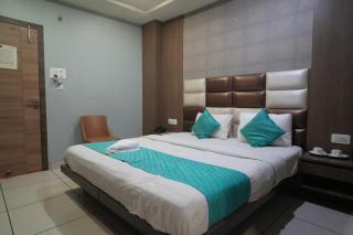 Hotel Galaxy Inn !! 5 Min From Nemcare Hospital !! - Guwahati - 0