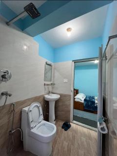 Hotel Piyush Inn - - 2