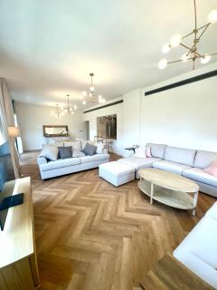 Beautiful 3 Bedroom Apartment in The Greens - 5