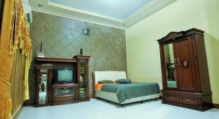 Hotel Ramayana Garut - Garut - 9