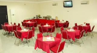 Vindhika Hotel - Makassar - 5
