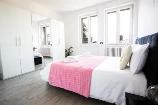 Honey House - vista lago e montagne - Luino - 1