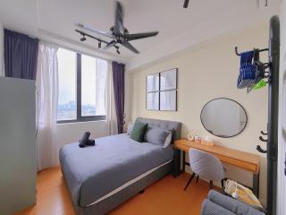 10PX Family Gathering Spacious Duplex, The Hub SS2 with Projector - 8