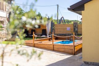 Old house Rustica with pool, jacuzzi and tavern - Valincic - 1