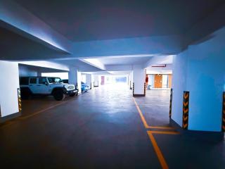 The Red Mirage 2BD&SQ - Pool, Gym, Games, Netflix - 8