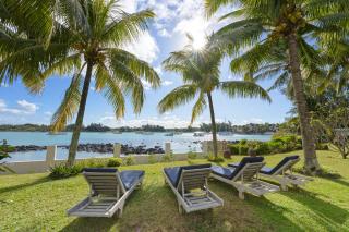 Ilot Bleu, beachfront flat, centre of Grand Baie - 7