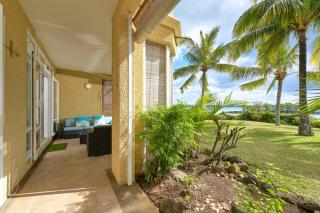 Ilot Bleu, beachfront flat, centre of Grand Baie - 3