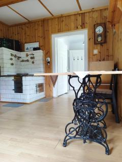 chaty, niebieskie drzwi - 3