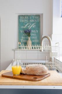 Charming house in South Shields-Sleep 6 -Parking - Jarrow - 2