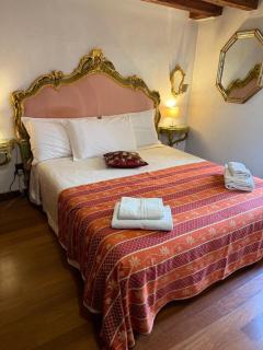 1 Ca'del Traghetto Family Apartment - Venice - 7