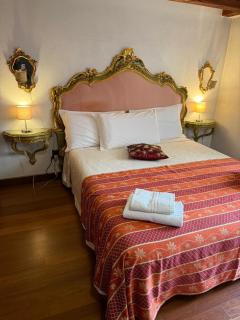 1 Ca'del Traghetto Family Apartment - Venice - 6