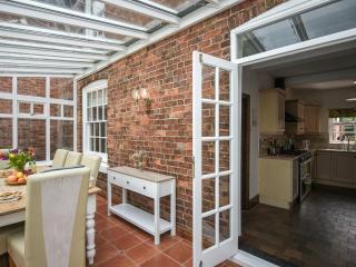Home Farm House - Dorrington - 2