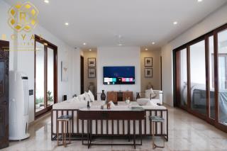 Villa Harimau - Pinewood by Royal Suites - 5