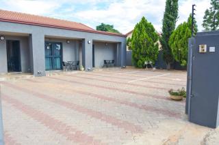 Living Waters Guest House - Gaborone - 0