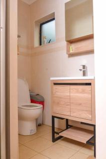 Living Waters Guest House - 8