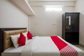 Hotel O Dreamway Geeta Bhawan Bus Stop - 6