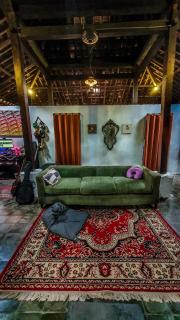 Rumah Gaharu - Wetan - - 7