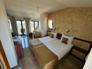 Family Hotel Radiana - Sozopol - 2