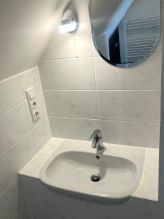 MesseWohnenAschheim-Business-Zimmer mit WLAN,Komfort & Parkplatz - Aschheim - 3