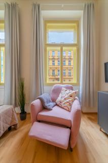 Historic City Center Deer Suite - Prag - 6