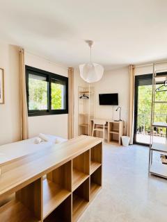 Suite Menton - Coliving, Parking & Breakfast - 8
