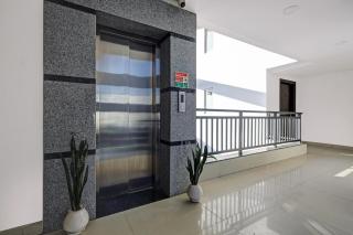 Super Townhouse Tipsyy Near Bestech Central Square Mall - Gurgaon - 9