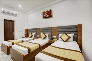 Hotel S B Inn Near New Delhi railway Station Paharganj - 4