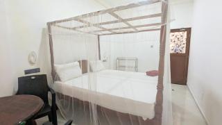 Pelican Beach Resort - Mirissa - 4