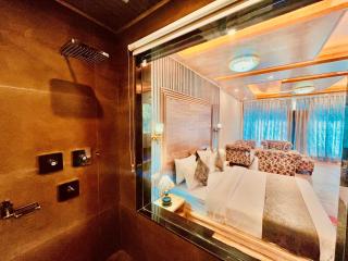 Naina Deventure Resort, Manali - Premium Rooms with Centrally Heated & Scenic View - 5