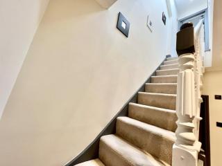 Simonas House - London - 2