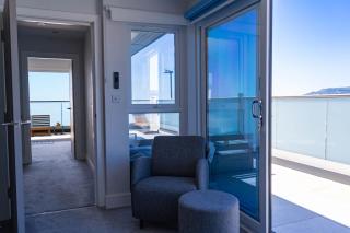 Wight Stone Luxury Townhouse - Breathtaking Views - 8