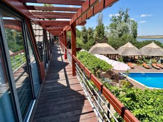 Casa Cu Stuf Olimp - Douăzeci şi Trei August - 7