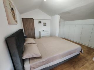 Skyline Apartment - 1