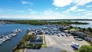 Dockside 2BR - Marina - Dining - Charter Access Unit A - 6