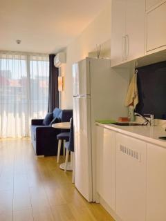 Sea View Apartment - Batumi - 3