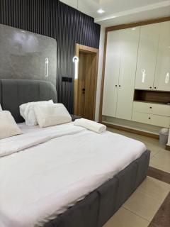 Peridot Lush Apartment Wuye, Utako Abuja - 2