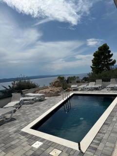 Deluxe apartment with swimming pool - 9