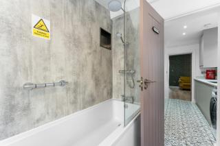 Long Stay Large 4BR close to City Centre - 6