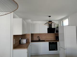 Evasion chic au coeur de la ville et proche plage - Garage privé - Deux chambres - 2