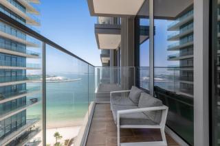 1BR Escape, Beachfront Living - 3