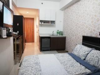 Grand Riviera Condotel infront of us embassy 17FL - Manila - 2