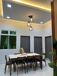 Nurul Ain Homestay, Nearby Kelulut Beach, Marang - 3