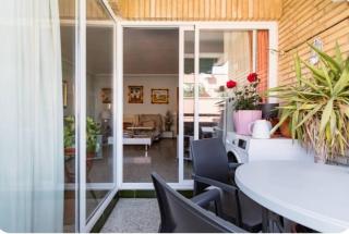 Se alquila una habitación doble con aire acondicionado - Valencia - 1
