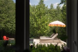Private Basement Suite with Pool & Hot Tub Access - 7