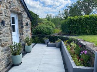 Garth Engan Private Self Contained B&B with Garden Area - Llanbedr - 4