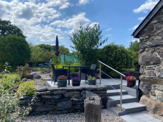 Garth Engan B&B with private lounge - 2